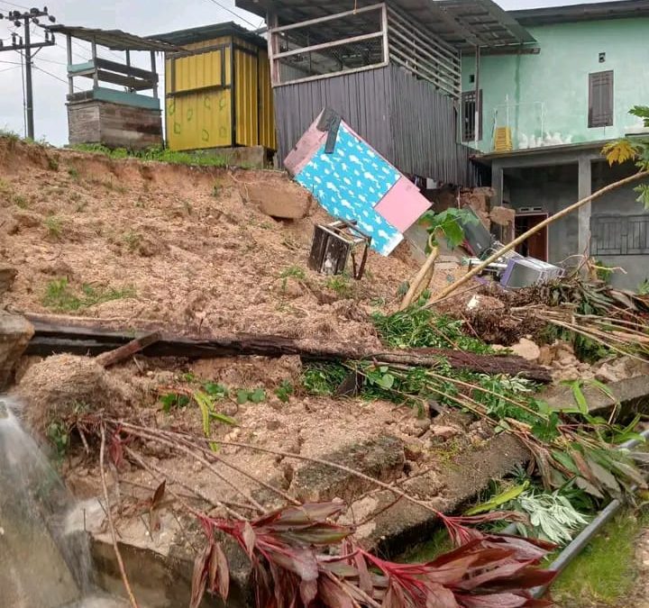 Kejadian Tanah Longsor akibat Hujan Deras